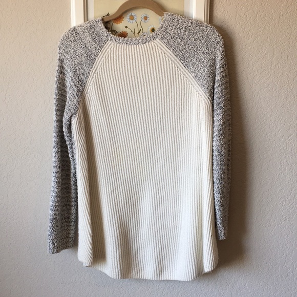 Sweater - Picture 4 of 6